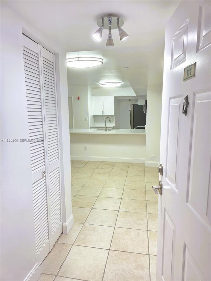 2620 S University Dr, Unit 111, Davie, FL 33328 Photo