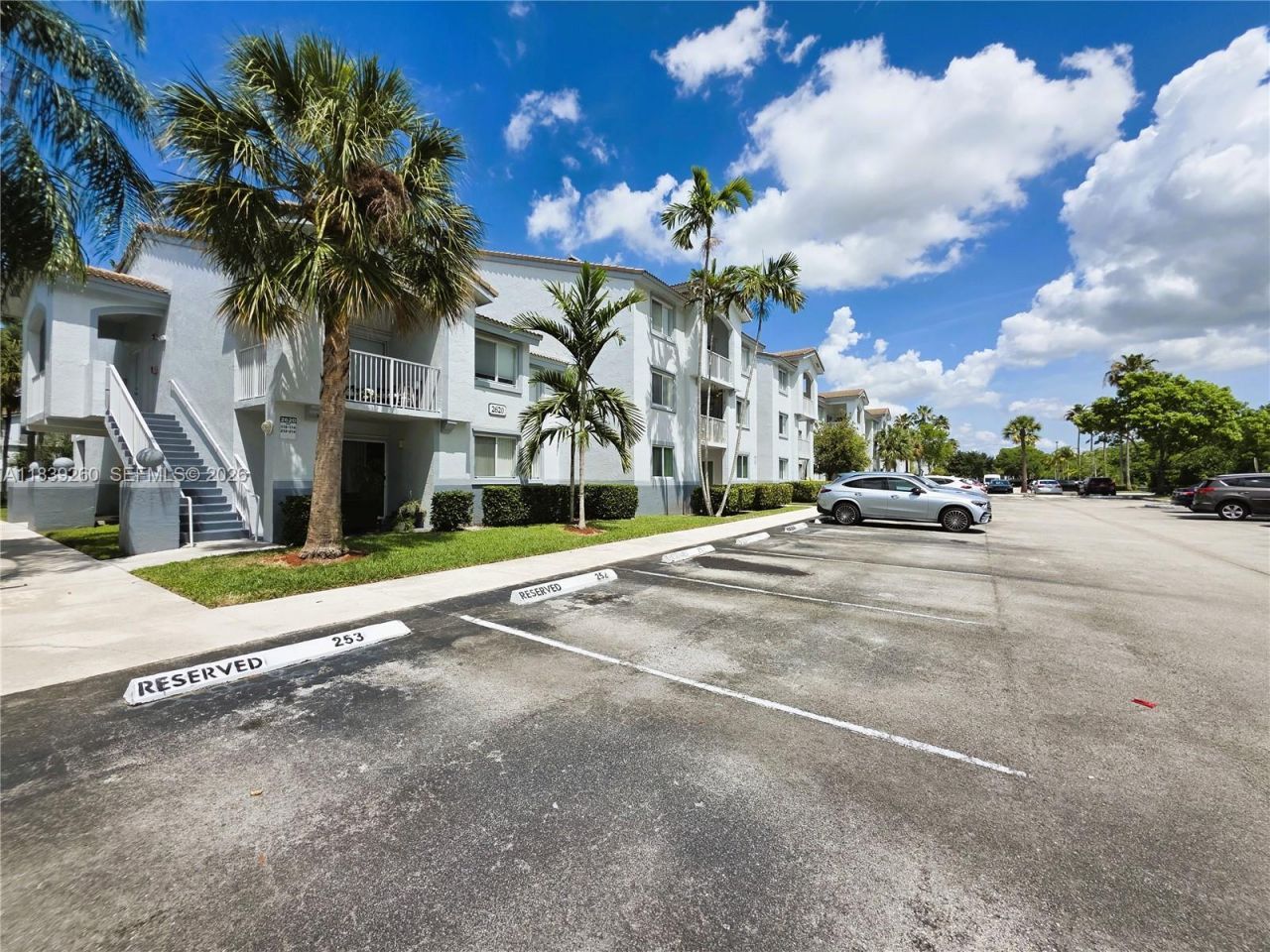 2620 S University Dr, Unit 111, Davie, FL 33328 Photo