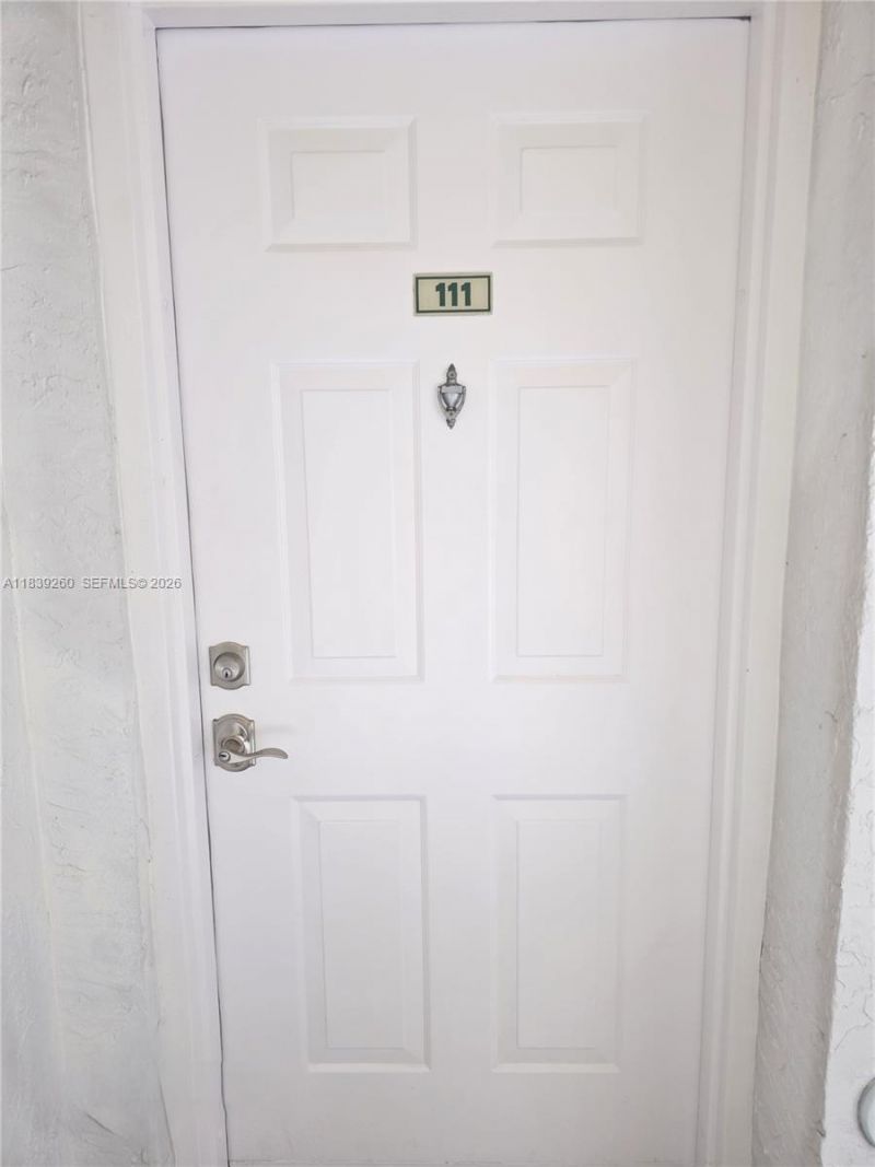 2620 S University Dr, Unit 111, Davie, FL 33328 Photo