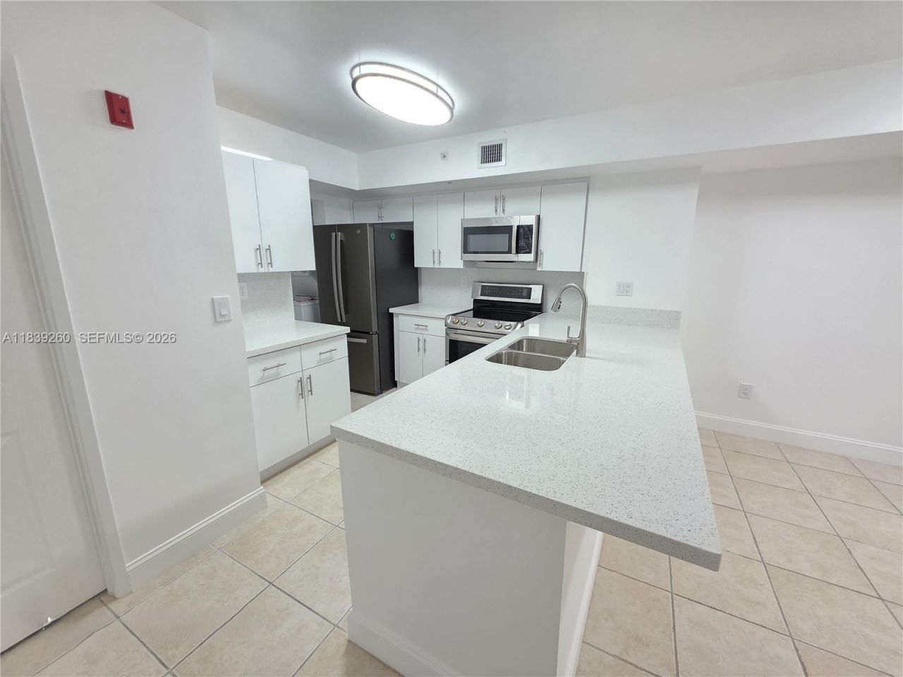 2620 S University Dr, Unit 111, Davie, FL 33328 Photo