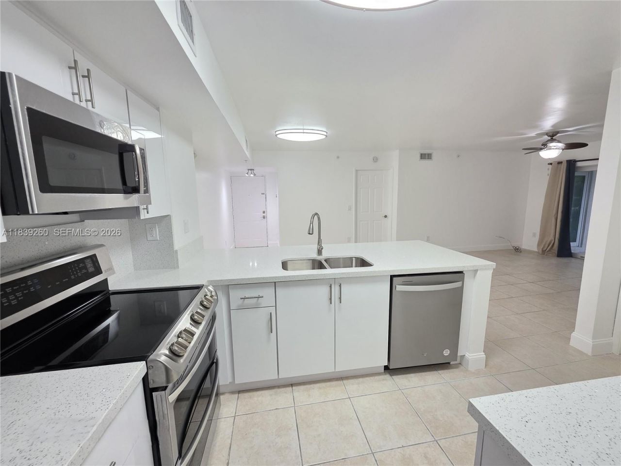 2620 S University Dr, Unit 111, Davie, FL 33328 Photo