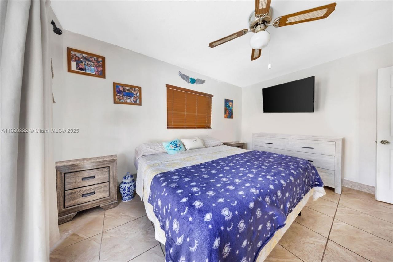 9985 Marlin Road, Cutler Bay, FL 33157 Photo