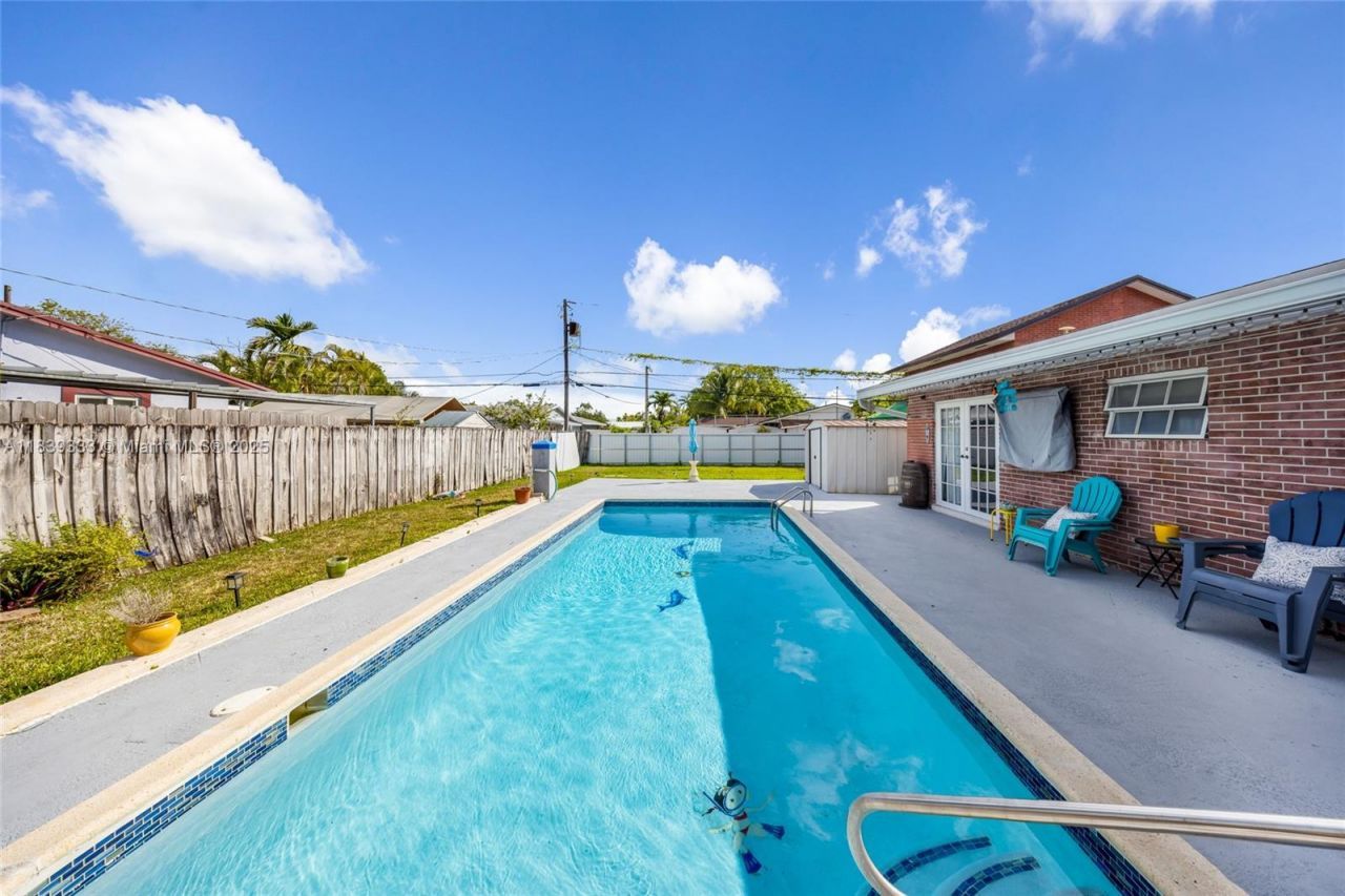 9985 Marlin Road, Cutler Bay, FL 33157 Photo