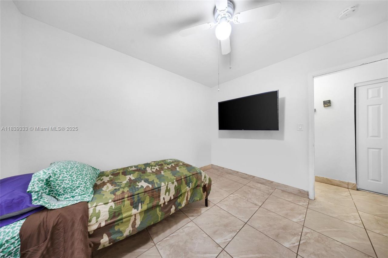 9985 Marlin Road, Cutler Bay, FL 33157 Photo