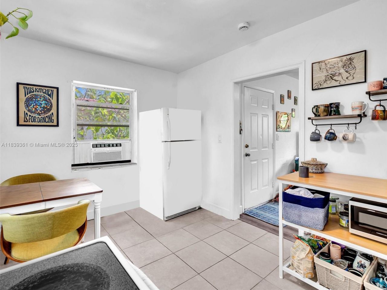 3210 E Elizabeth St, Miami, FL 33133 Photo