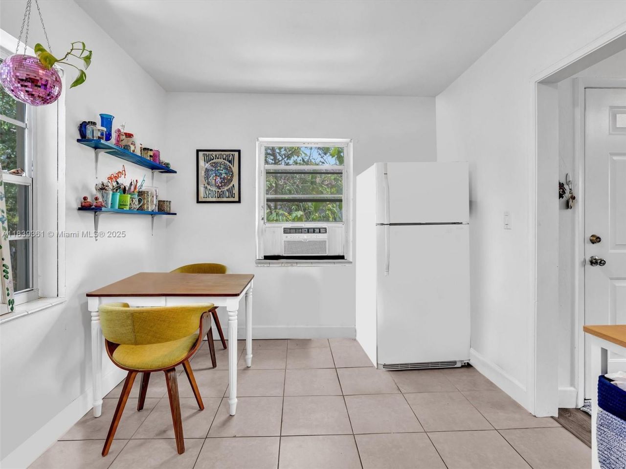 3210 E Elizabeth St, Miami, FL 33133 Photo