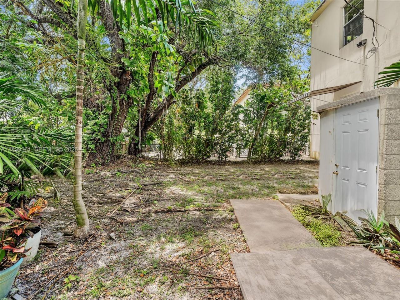 3210 E Elizabeth St, Miami, FL 33133 Photo