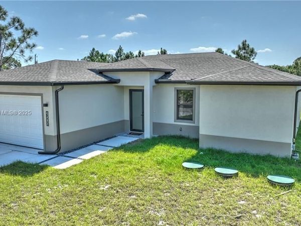 3306 74th ST W, Lehigh Acres, FL 33971