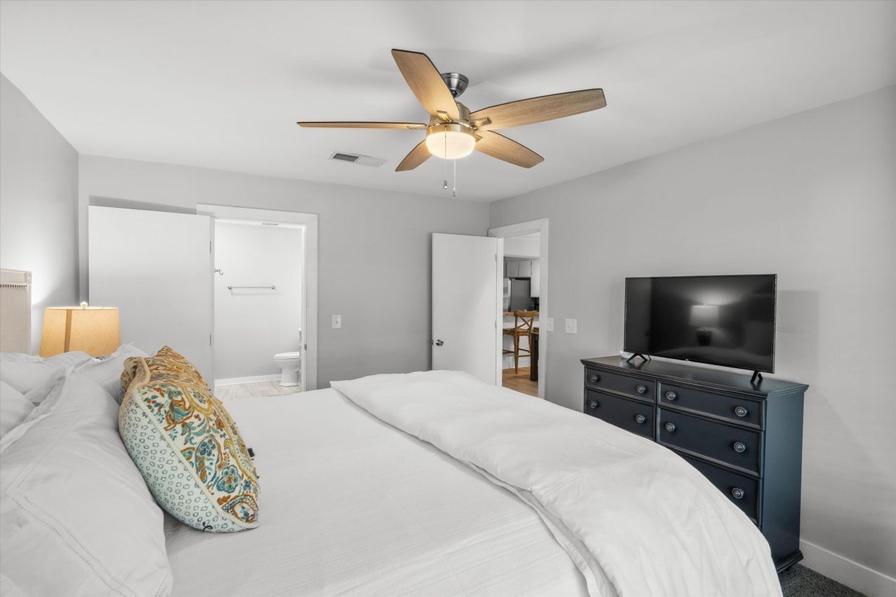 1137 Hidden Cove Drive Photo 17