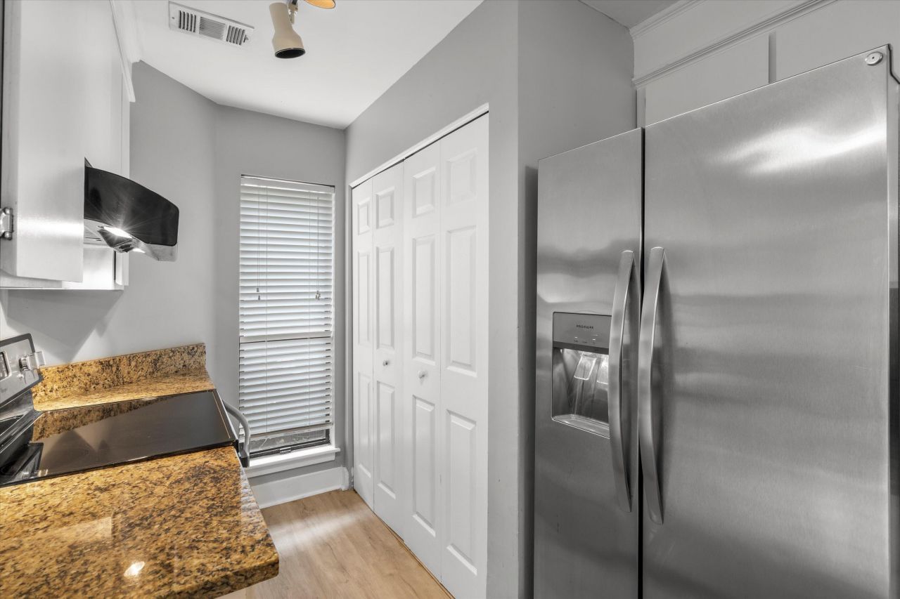 1137 Hidden Cove Drive Photo 6