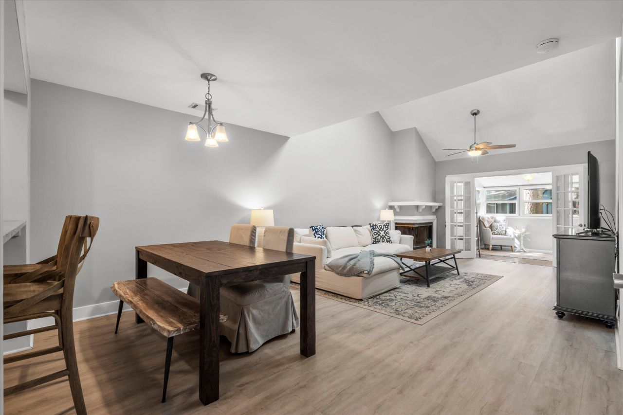 1137 Hidden Cove Drive Photo 9