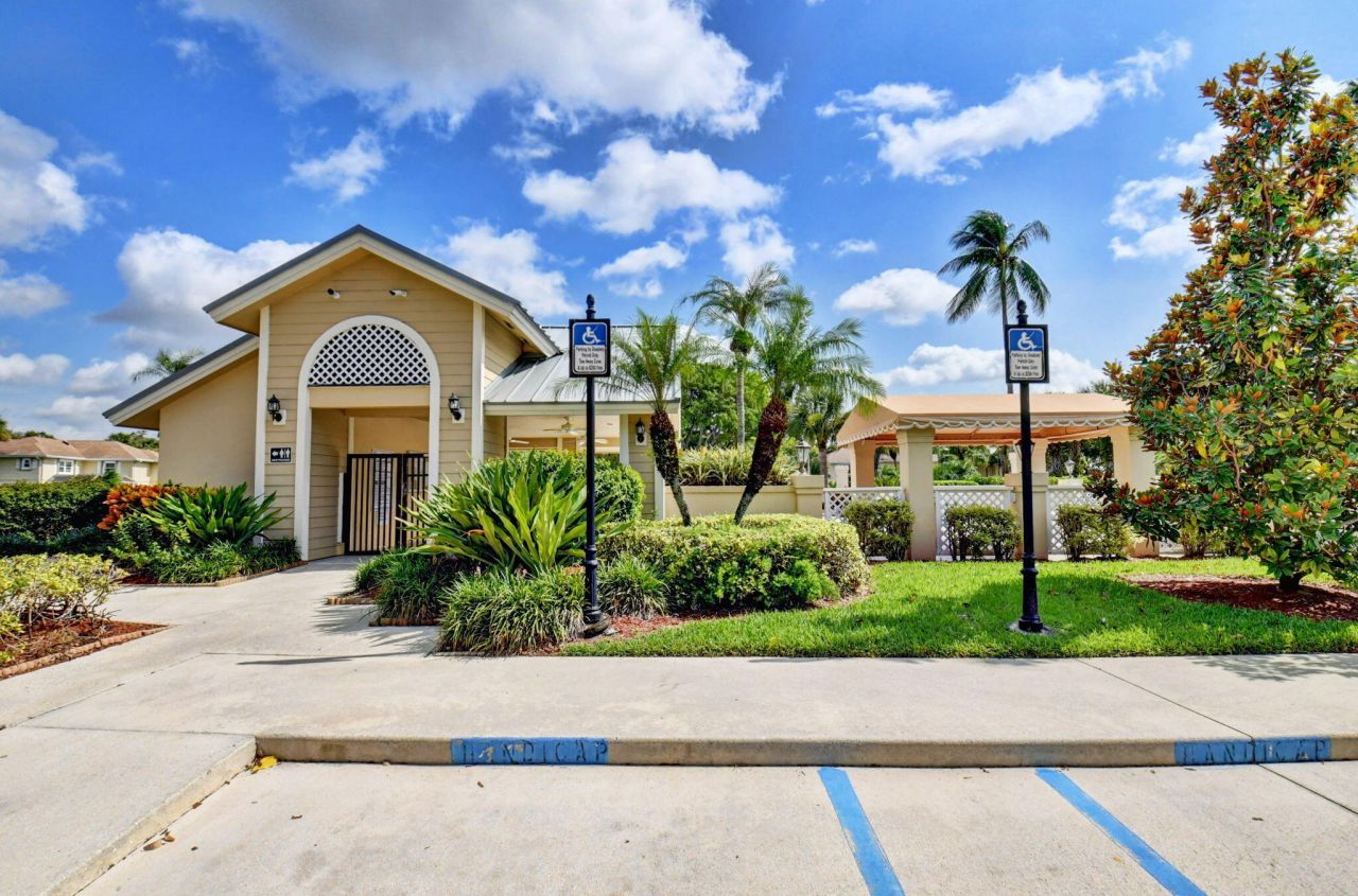 203 Andover Court, Unit 2c, Boynton Beach, FL 33436 Photo