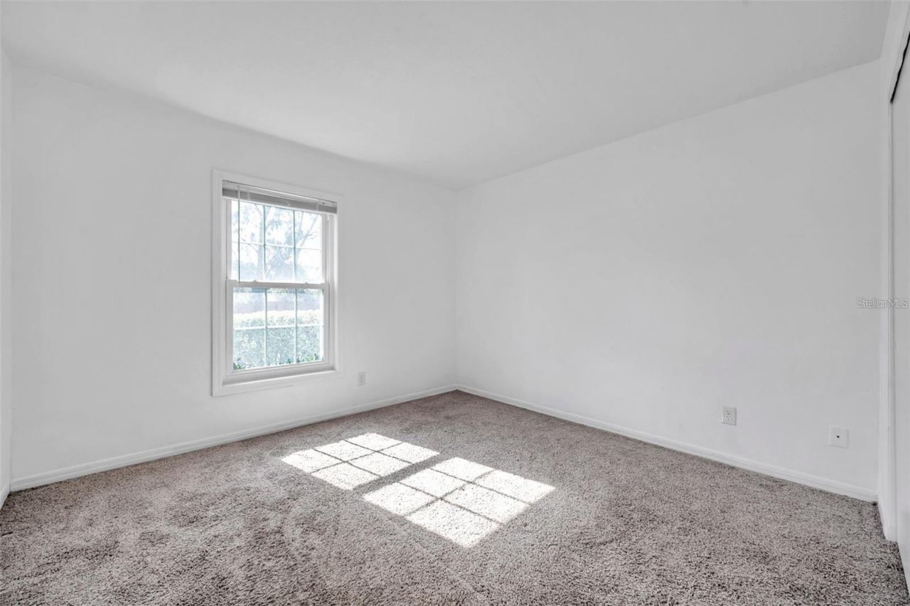 107 Seahorse Drive Se, Unit A, Saint Petersburg, FL 33705 Photo