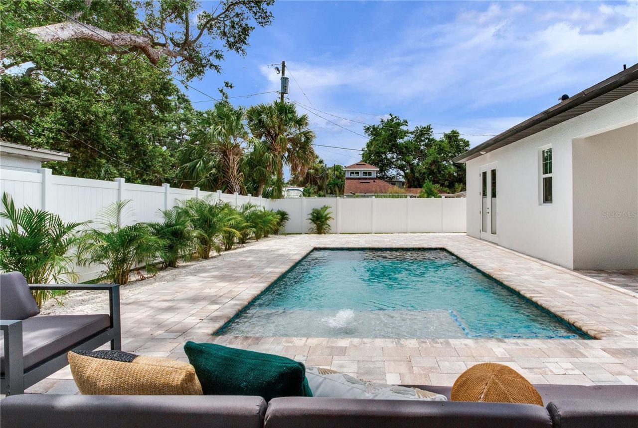 2814 54th Street S, Gulfport, FL 33707 Photo