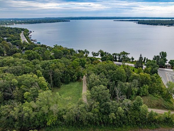 1380 County Highway 6, Detroit Lakes, MN 56501