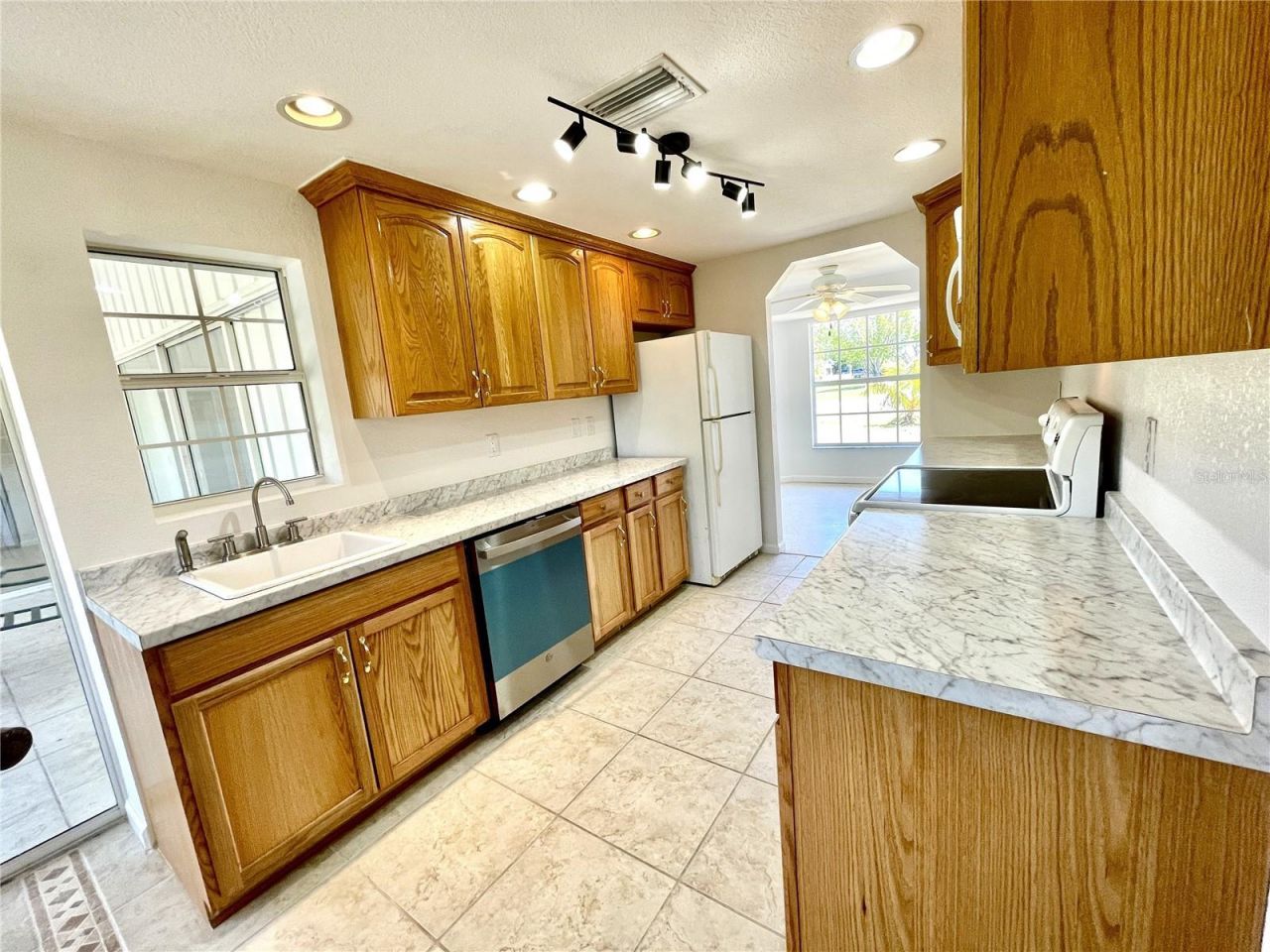 700 Dolphin Parkway, Punta Gorda, FL 33950 Photo