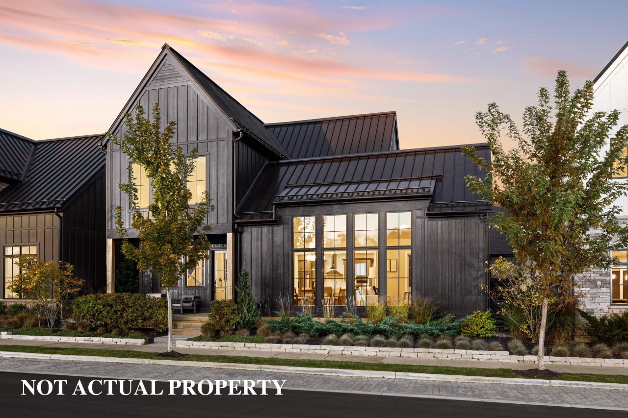 2832 Kobuk Drive, Columbus, OH 43228 Main Photo