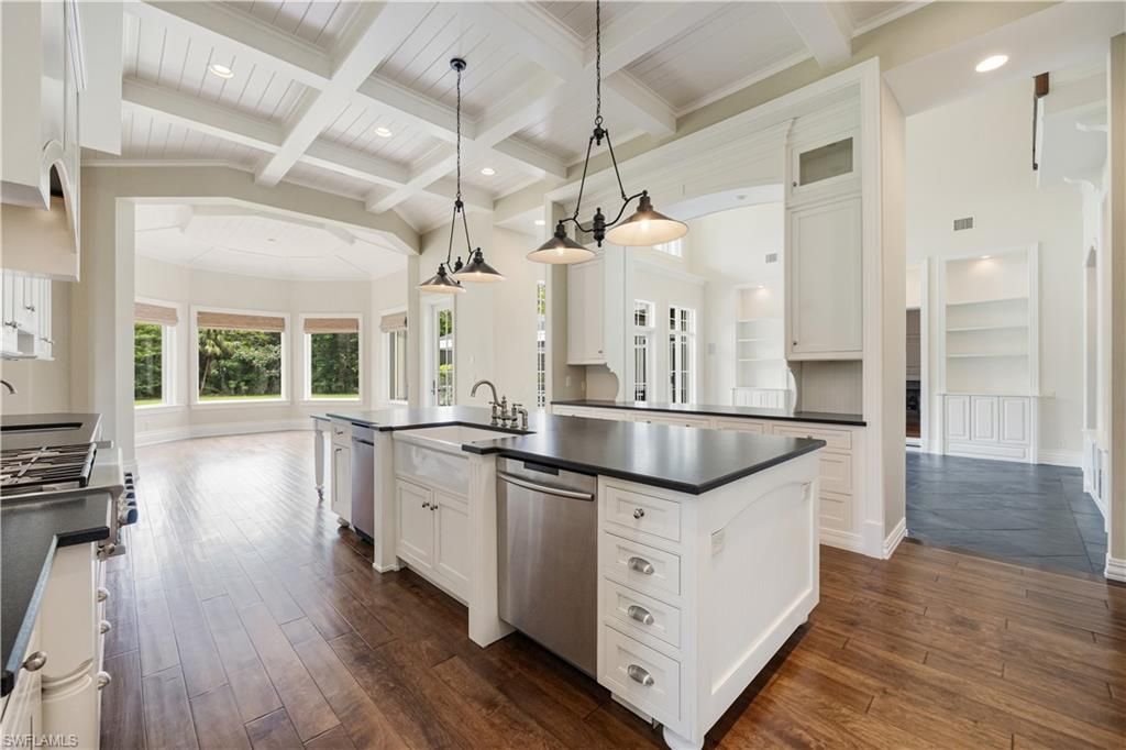 2263 Coach House Ln, Naples, FL 34105 Photo