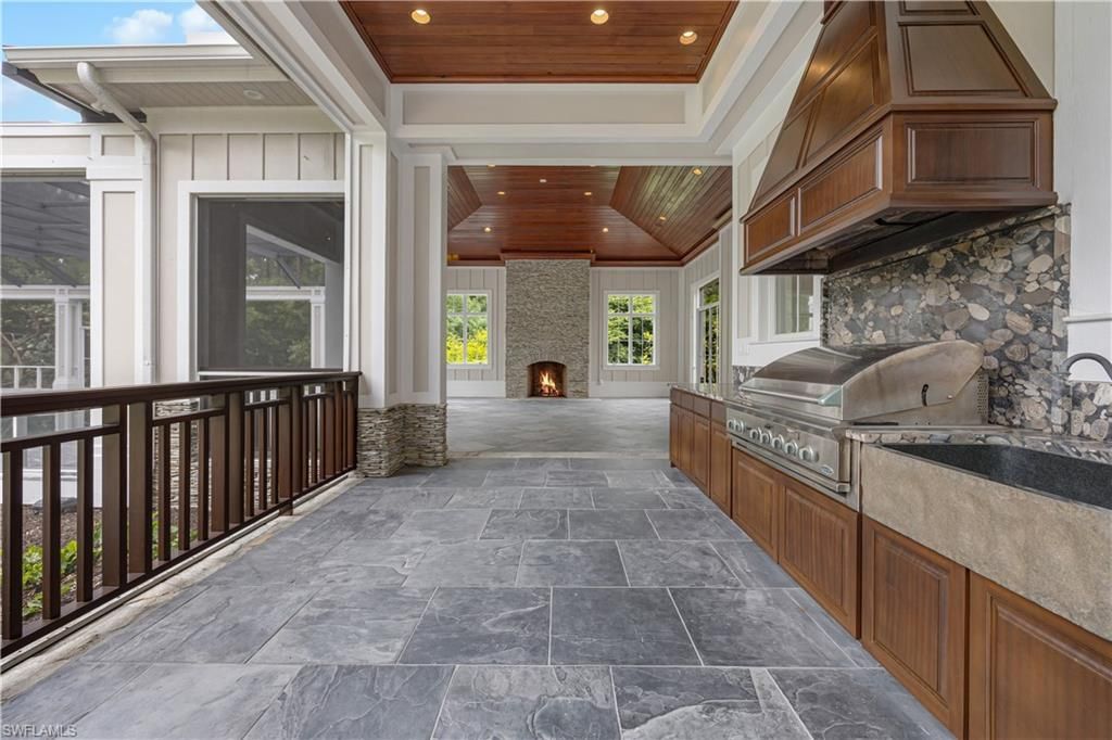 2263 Coach House Ln, Naples, FL 34105 Photo