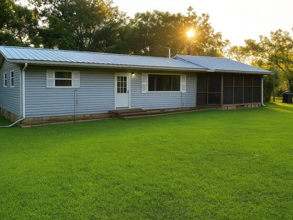 10295 County Road 458a, Birch Tree, MO 65438