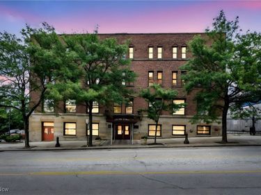 1133 W 9th Street, Unit 412, Cleveland, OH 44113