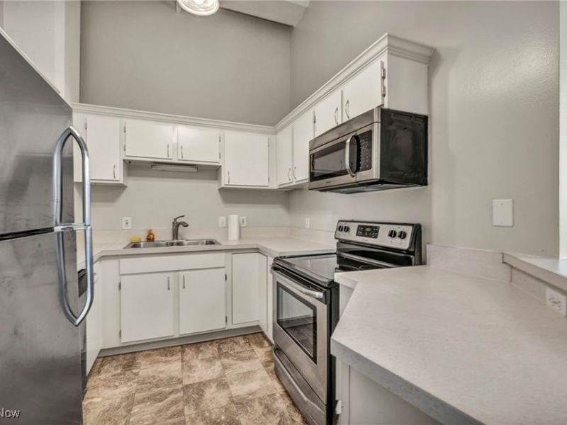 1133 W 9th Street, Unit 412, Cleveland, OH 44113 Photo 14