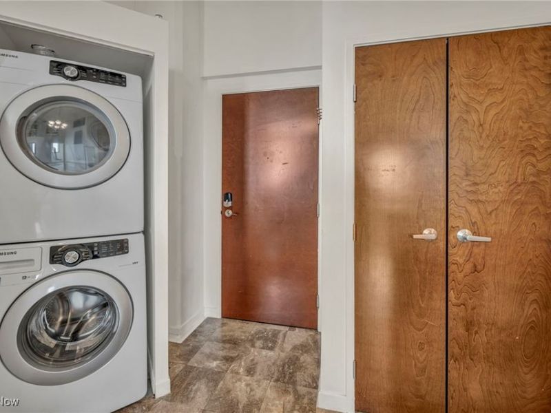 1133 W 9th Street, Unit 412, Cleveland, OH 44113 Photo 16