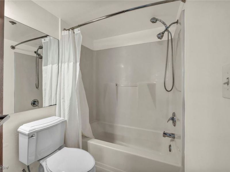 1133 W 9th Street, Unit 412, Cleveland, OH 44113 Photo 21