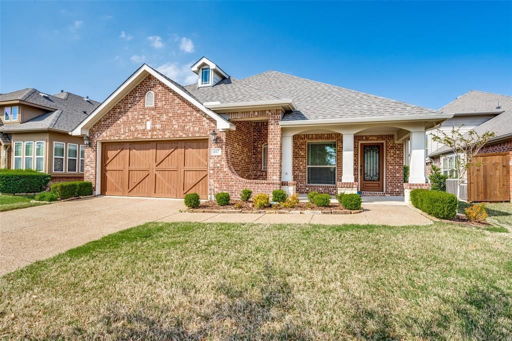 817 Lighthouse Lane, Savannah, TX 76227 Main Photo