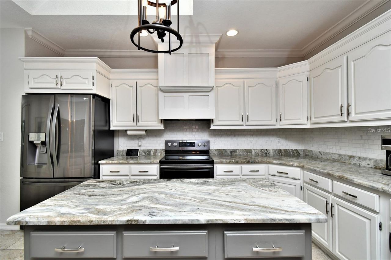 355 Trieste Drive, Punta Gorda, FL 33950 Photo