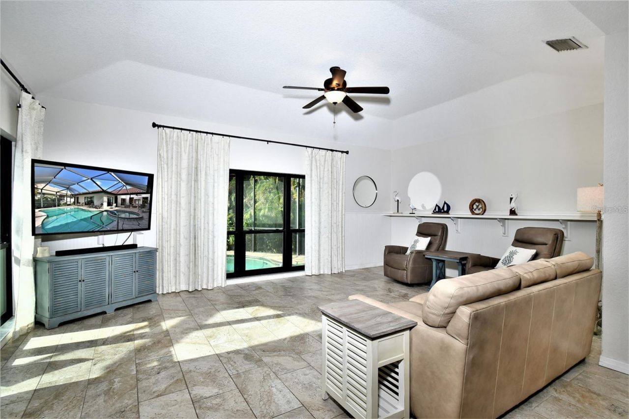 355 Trieste Drive, Punta Gorda, FL 33950 Photo