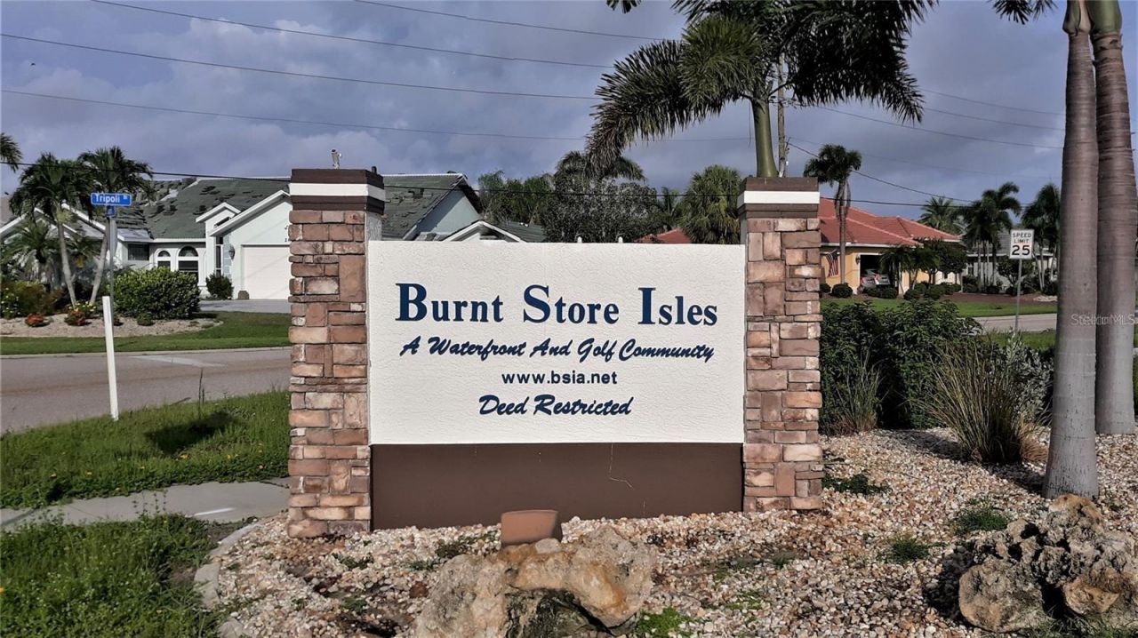 355 Trieste Drive, Punta Gorda, FL 33950 Photo