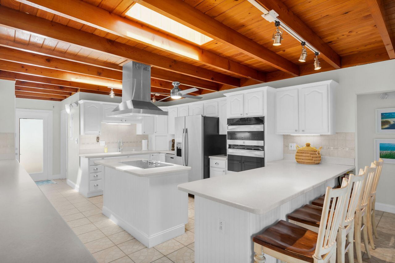 351 5th Street, Key Colony, FL 33051 Photo