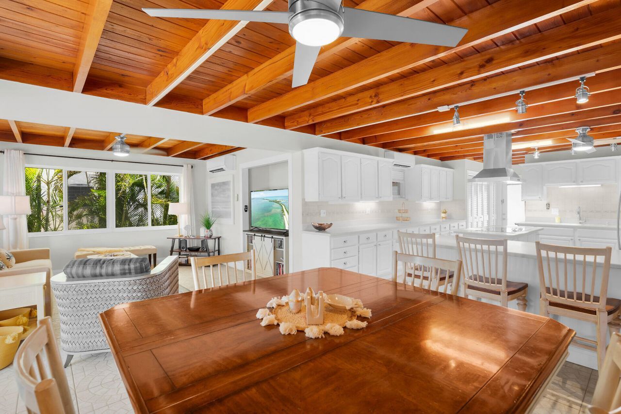 351 5th Street, Key Colony, FL 33051 Photo