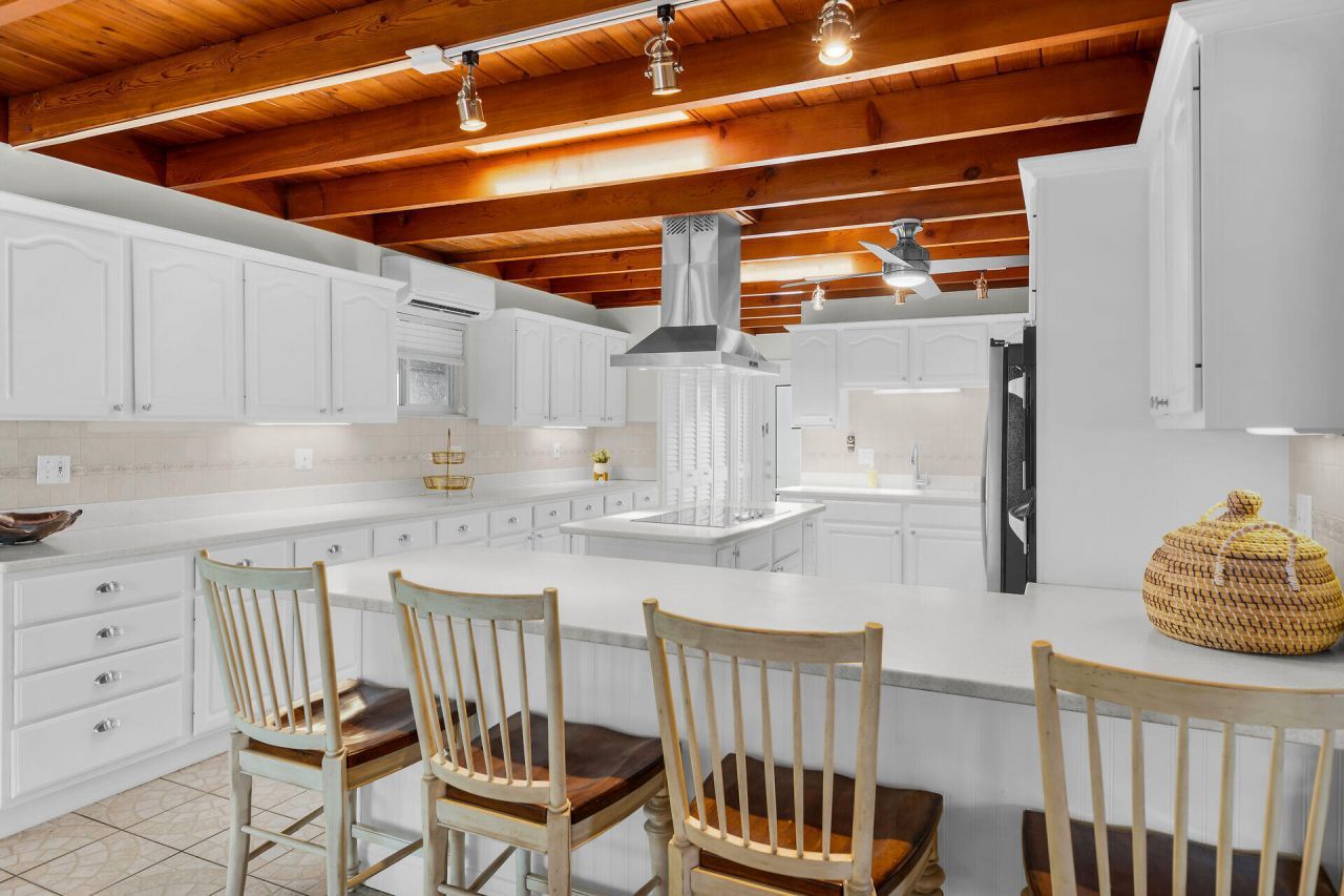 351 5th Street, Key Colony, FL 33051 Photo