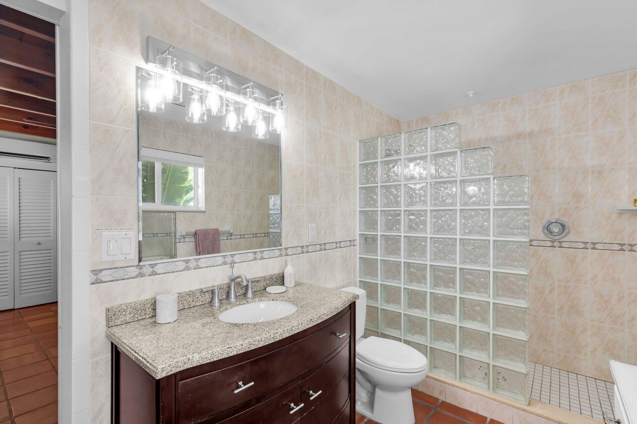 351 5th Street, Key Colony, FL 33051 Photo