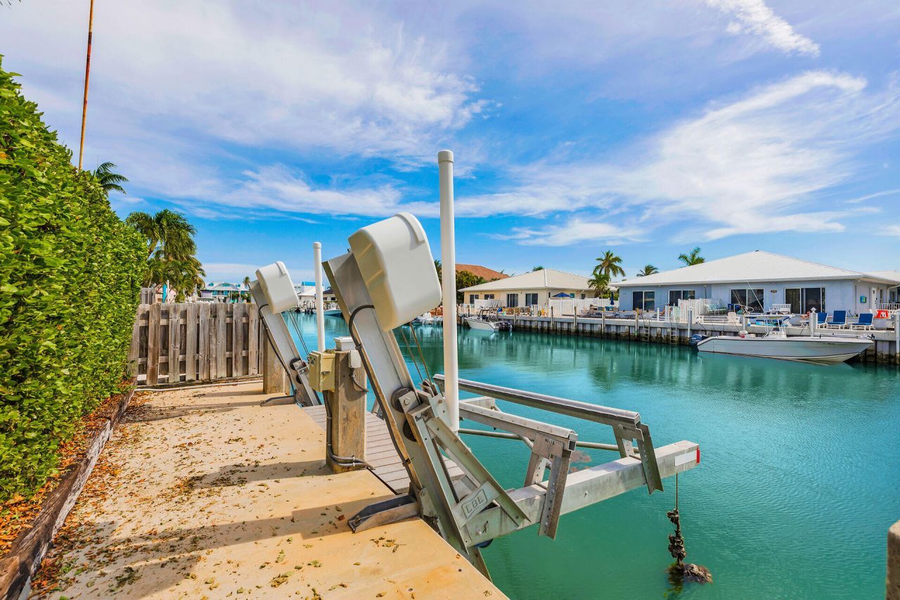 351 5th Street, Key Colony, FL 33051 Photo