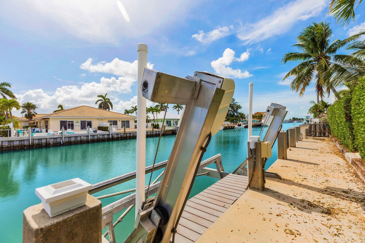 351 5th Street, Key Colony, FL 33051 Photo