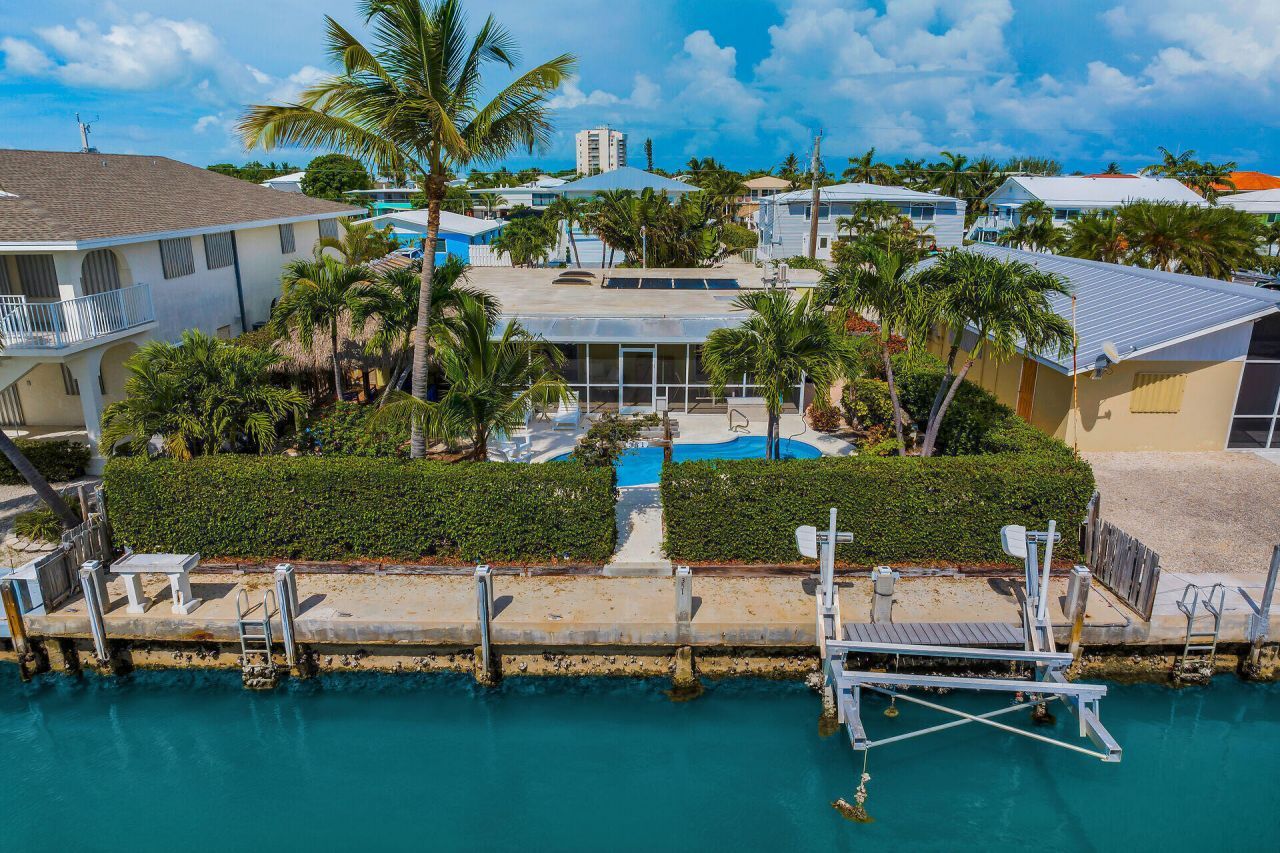 351 5th Street, Key Colony, FL 33051 Photo