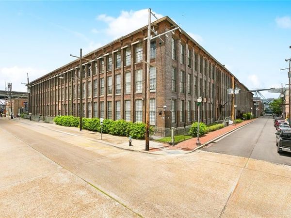 920 POEYFARRE Street, Unit 326, New Orleans, LA 70130