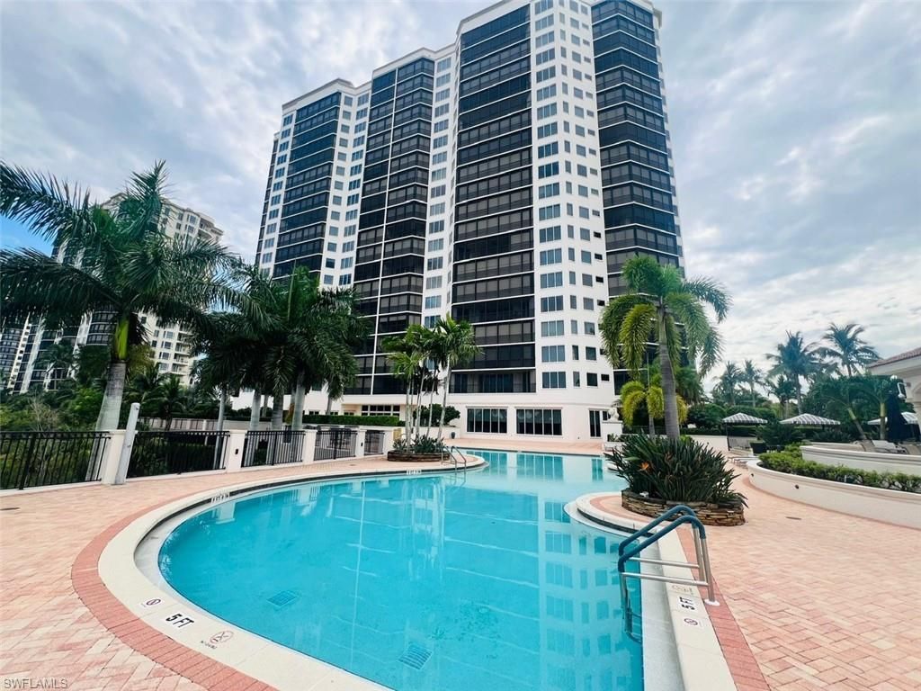 23850 Via Italia Cir, Unit 605, Estero, FL 34134 Photo