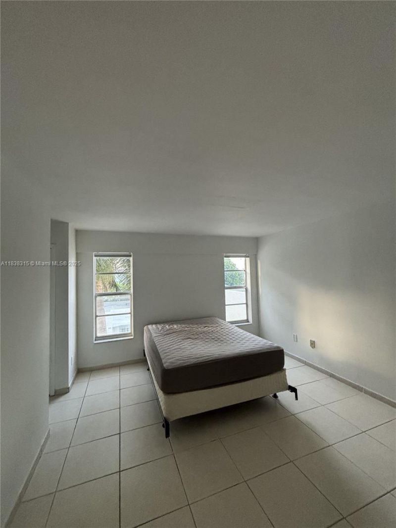 1455 West Ave, Unit 403, Miami Beach, FL 33139 Photo