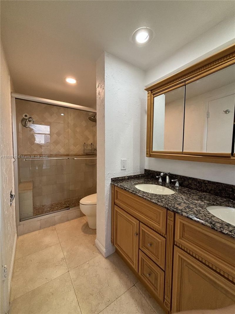 1455 West Ave, Unit 403, Miami Beach, FL 33139 Photo