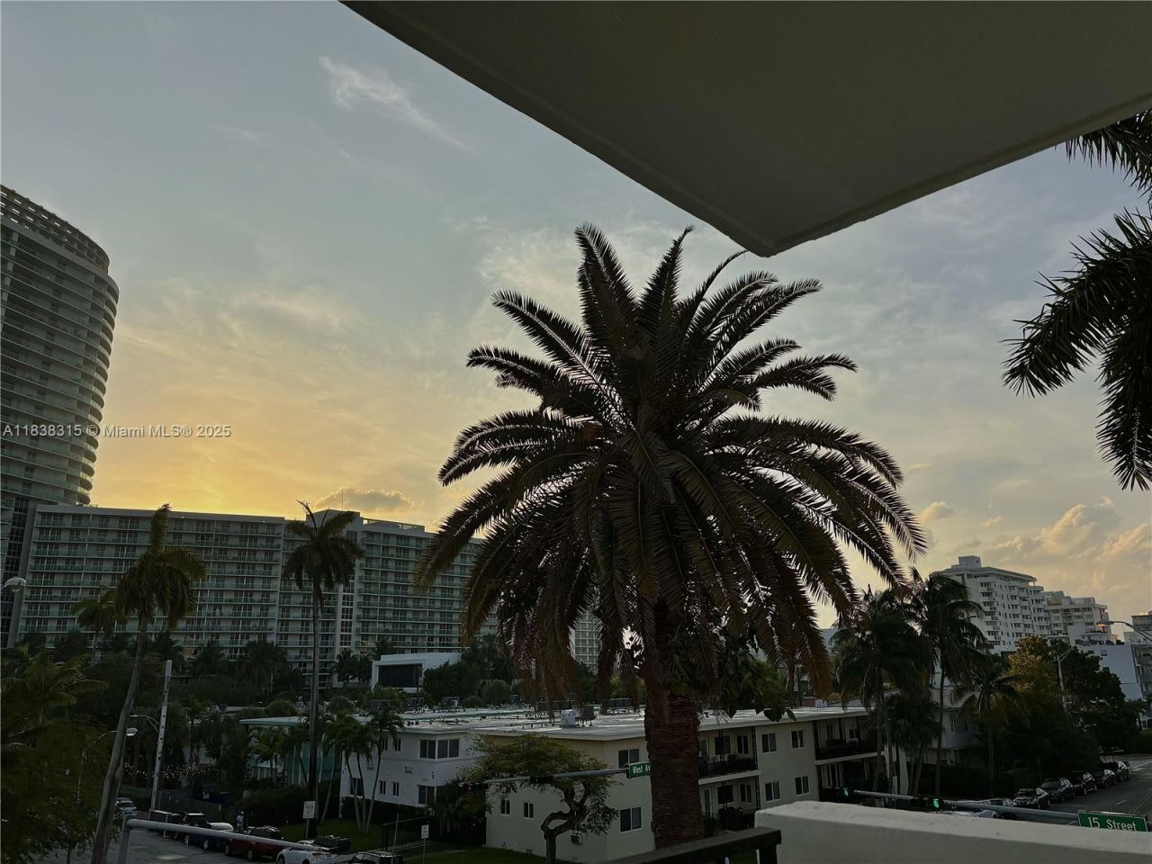 1455 West Ave, Unit 403, Miami Beach, FL 33139 Photo