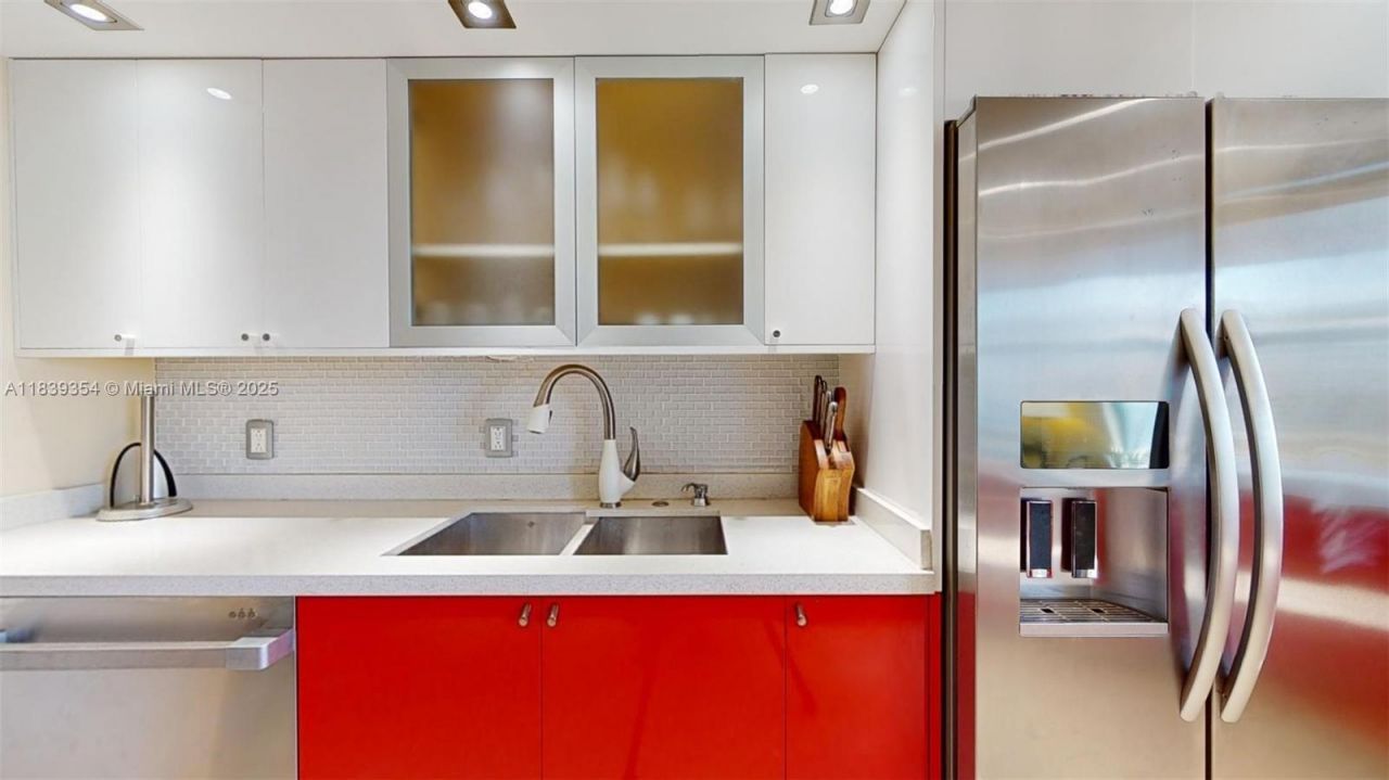 1912 S Ocean Dr, Unit 12C, Hallandale Beach, FL 33009 Photo