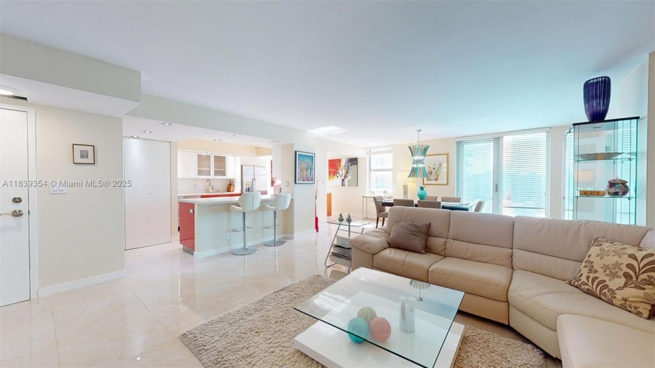 1912 S Ocean Dr, Unit 12C, Hallandale Beach, FL 33009 Photo