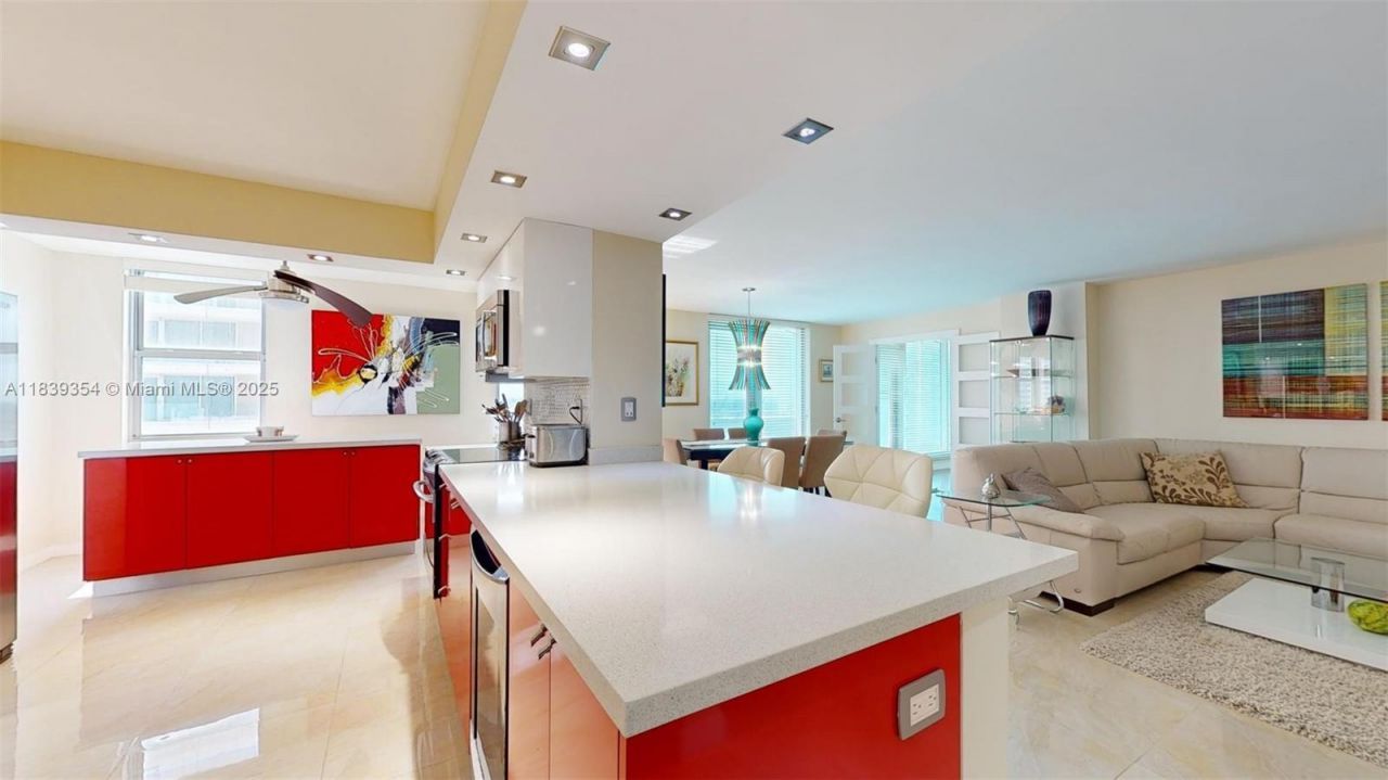 1912 S Ocean Dr, Unit 12C, Hallandale Beach, FL 33009 Photo