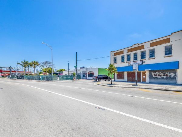 1730 W Flagler St, Miami, FL 33135