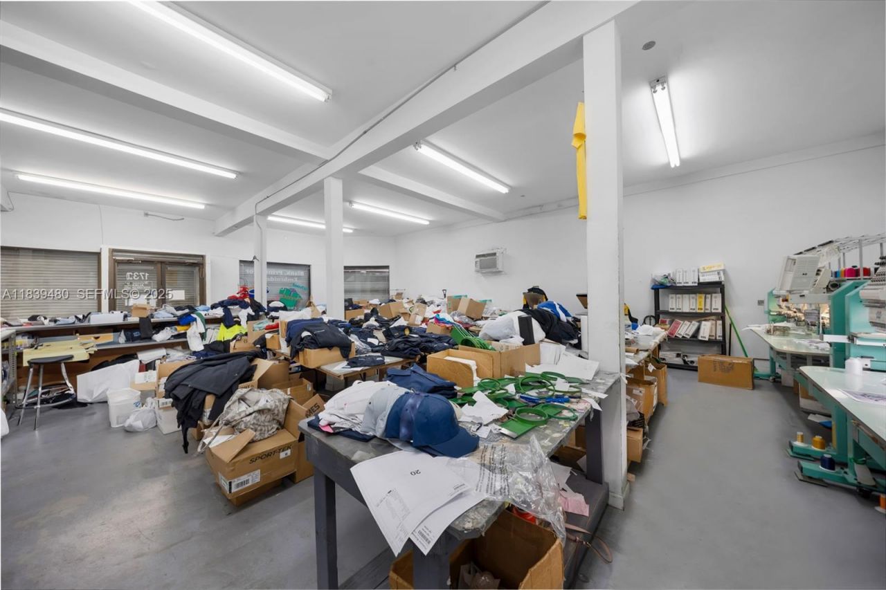 1730 W Flagler St, Miami, FL 33135 Photo