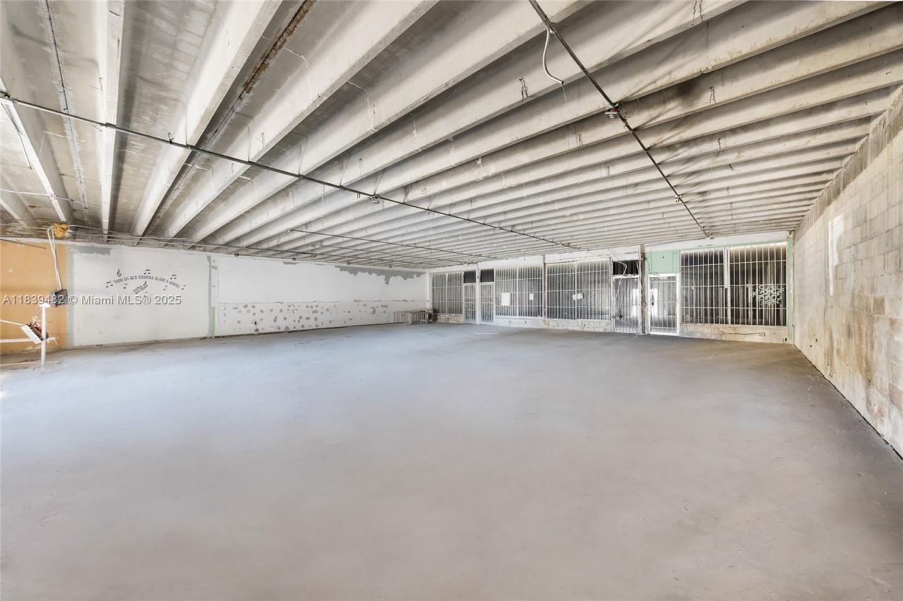 1554 W Flagler St, Miami, FL 33135 Photo